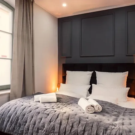 New Luxus I Two Kingbeds I Center