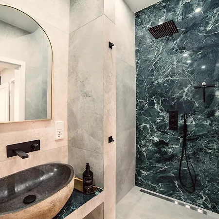 New Luxus I Two Kingbeds I Center Lägenhet